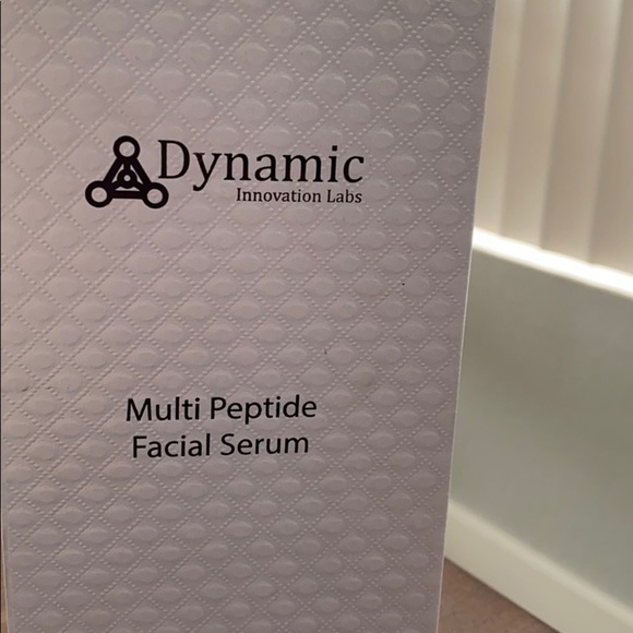 Luxury dynamic multi peptide facial serum - Picture 1 of 2